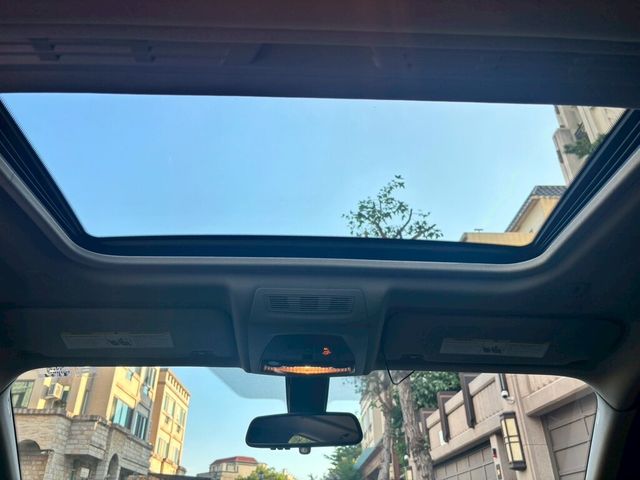 BMW寶馬 X4 XDRIVE28I  第15張相片