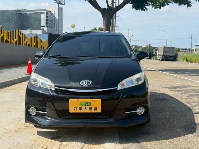 TOYOTA豐田 WISH  第3張相片