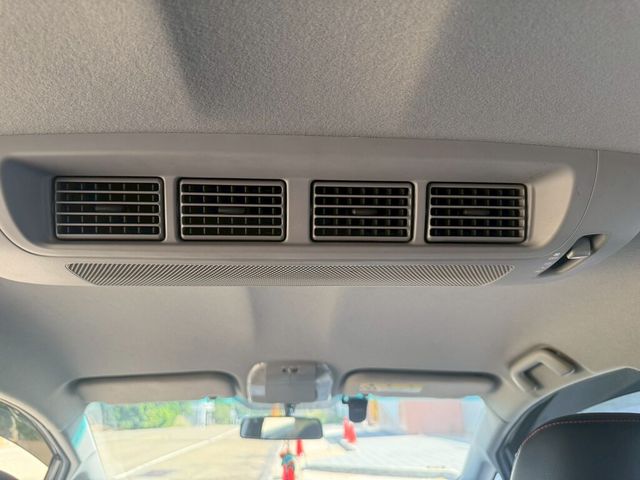 TOYOTA豐田 WISH  第7張相片