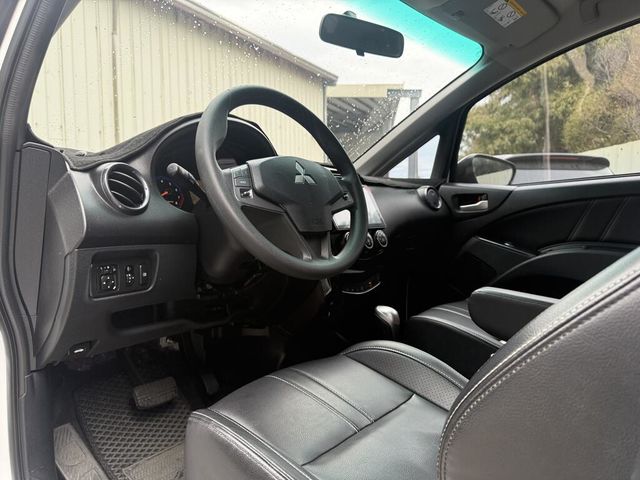 MITSUBISHI三菱 COLT PLUS  第5張相片