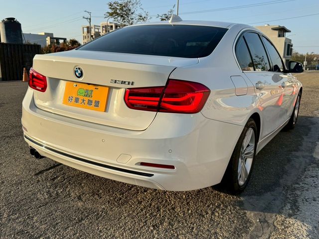 BMW寶馬 330I  第4張相片