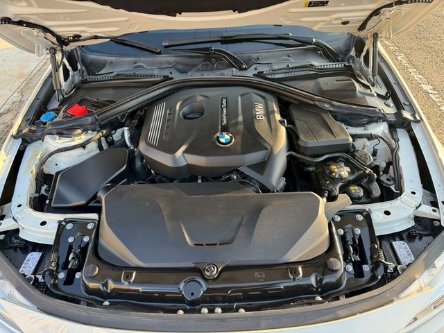 BMW寶馬 330I  第18張相片