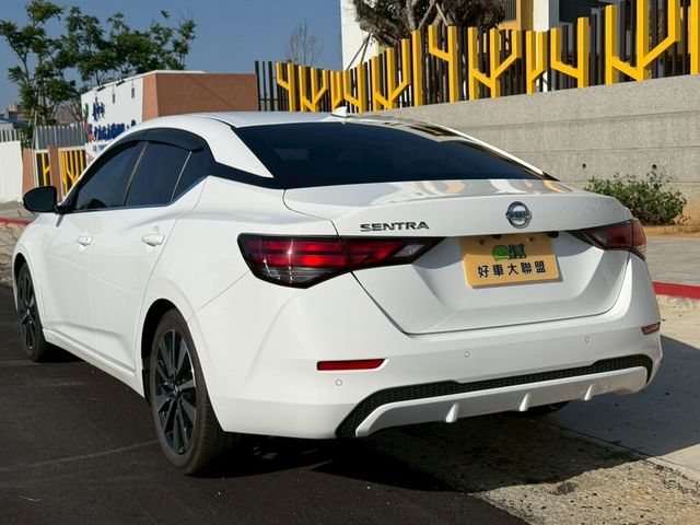 NISSAN日產 SENTRA  第6張相片