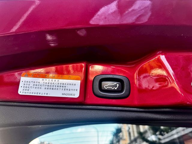 MITSUBISHI三菱 COLT PLUS  第18張相片