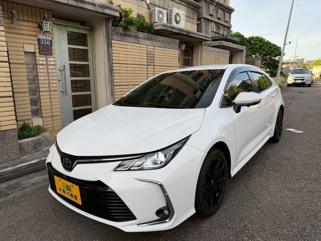 TOYOTA豐田 ALTIS  第1張相片
