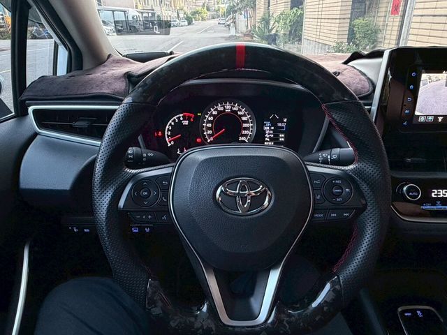 TOYOTA豐田 ALTIS  第10張相片