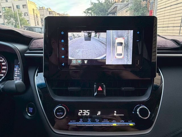 TOYOTA豐田 ALTIS  第11張相片