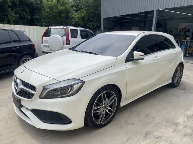 M-BENZ賓士 A180  第1張相片