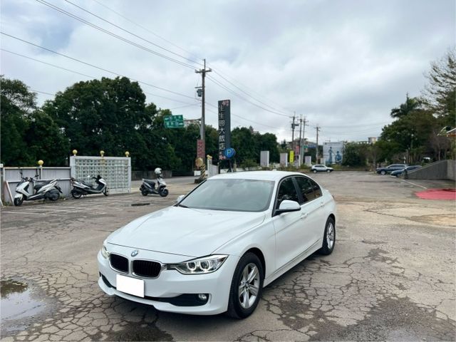 3 SERIES SEDAN F30  第1張相片