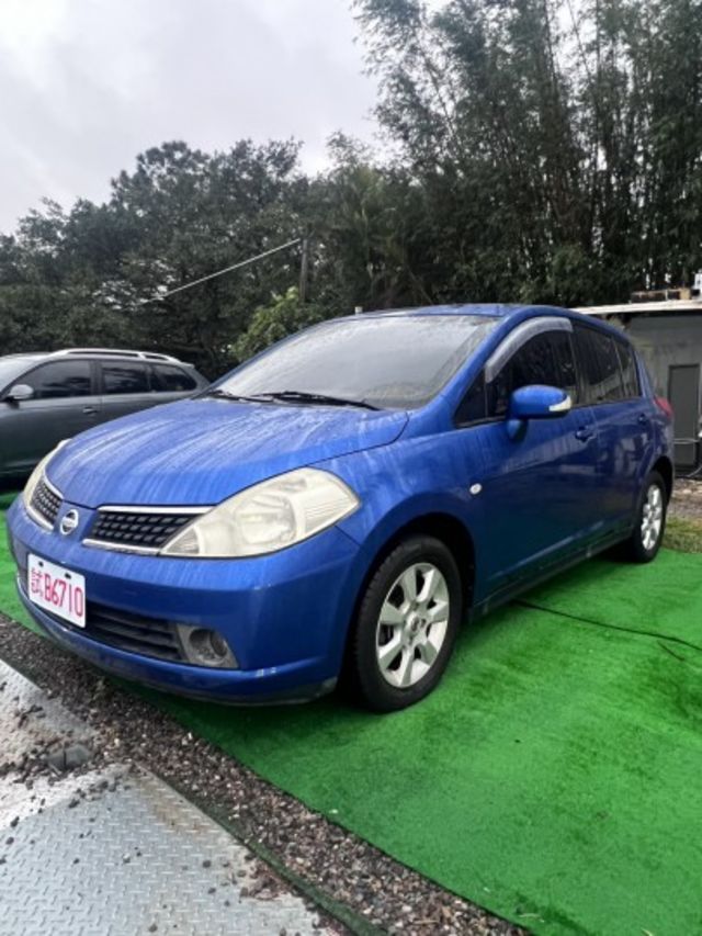 TIIDA 5D  第1張相片