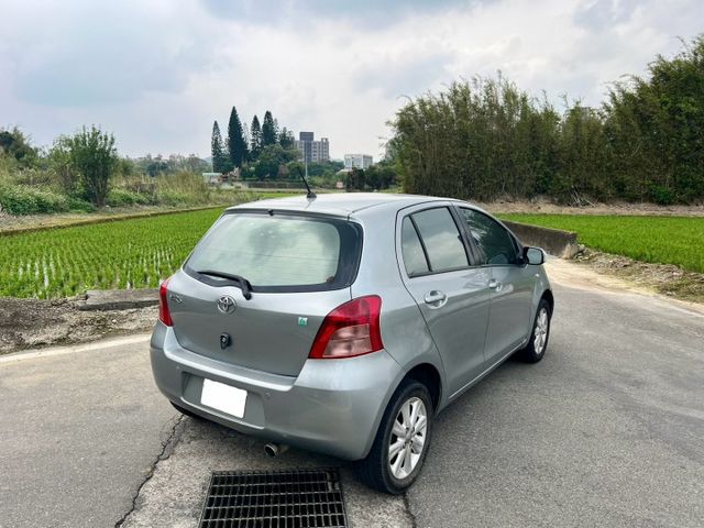 YARIS  第3張相片