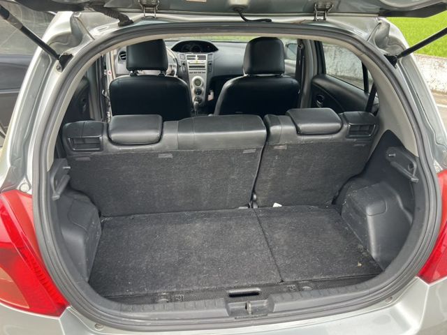 YARIS  第9張相片