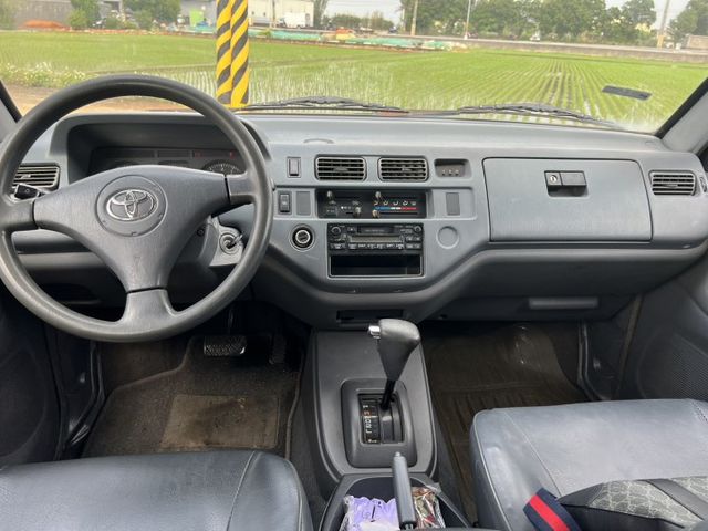 ZACE SURF 廂車  第5張相片