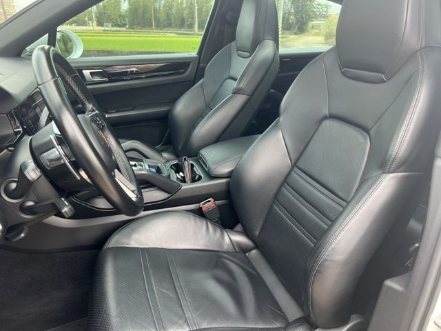 CAYENNE COUPE  第6張相片