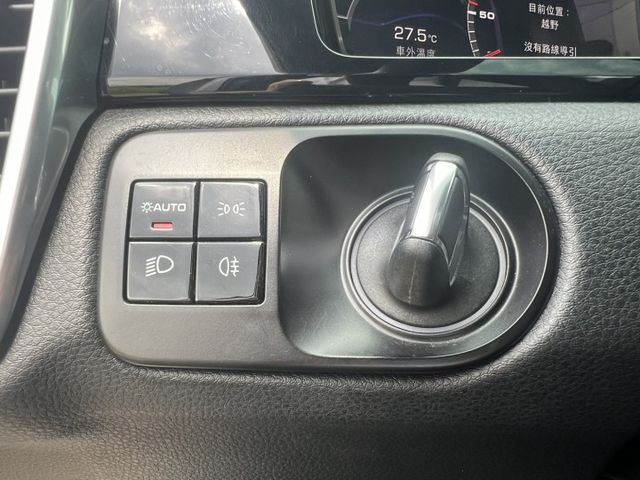 CAYENNE COUPE  第12張相片