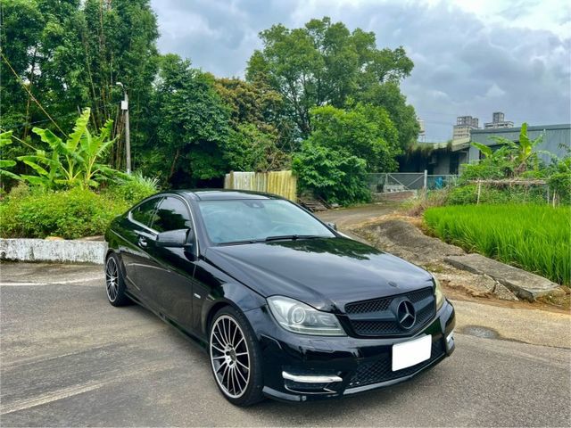 C-CLASS COUPE C204  第2張相片