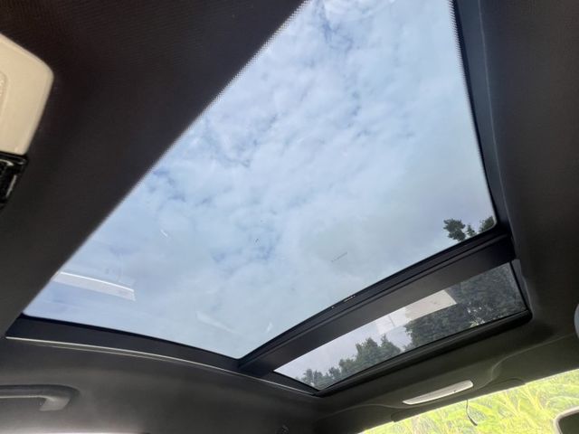 C-CLASS COUPE C204  第5張相片