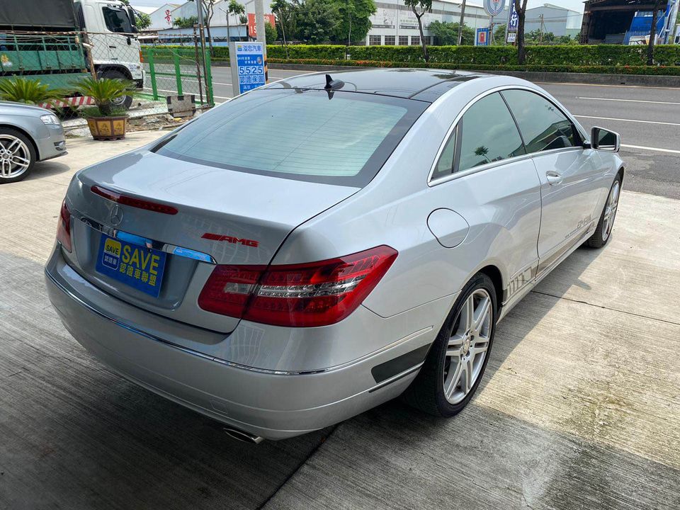 2009年 Benz E350 AMG 3.5L  第9張相片