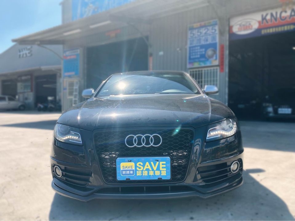 2010 Audi S4 3.0  TFSI   第3張相片