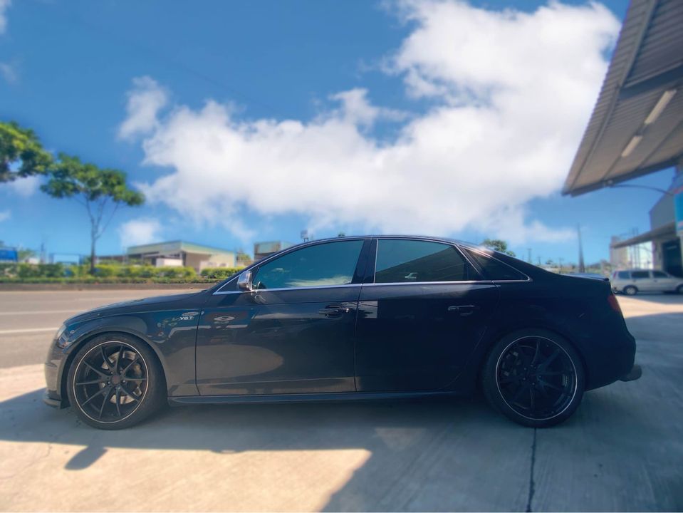 2010 Audi S4 3.0  TFSI   第4張相片