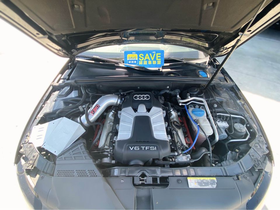 2010 Audi S4 3.0  TFSI   第18張相片