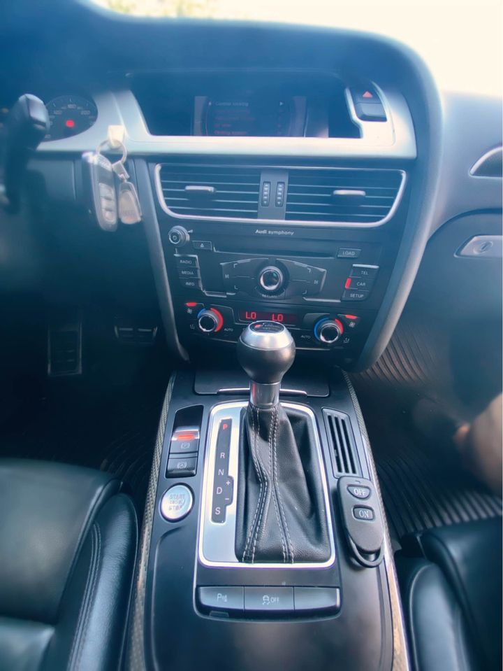 2010 Audi S4 3.0  TFSI   第20張相片