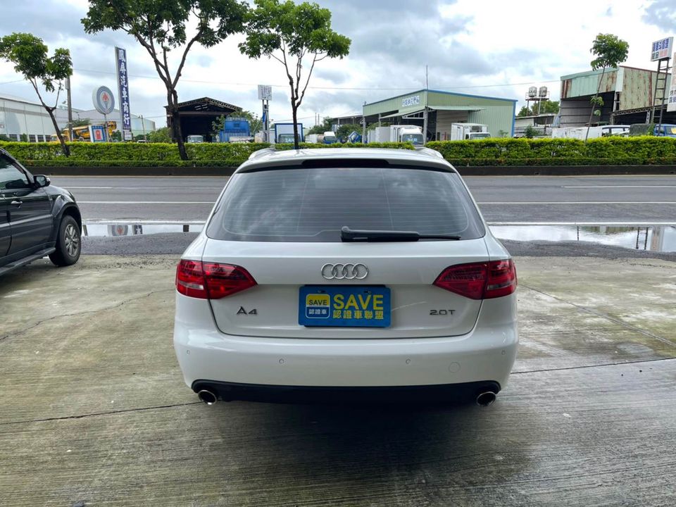 2011 Audi a4 avant 2.0 tfs  第6張相片