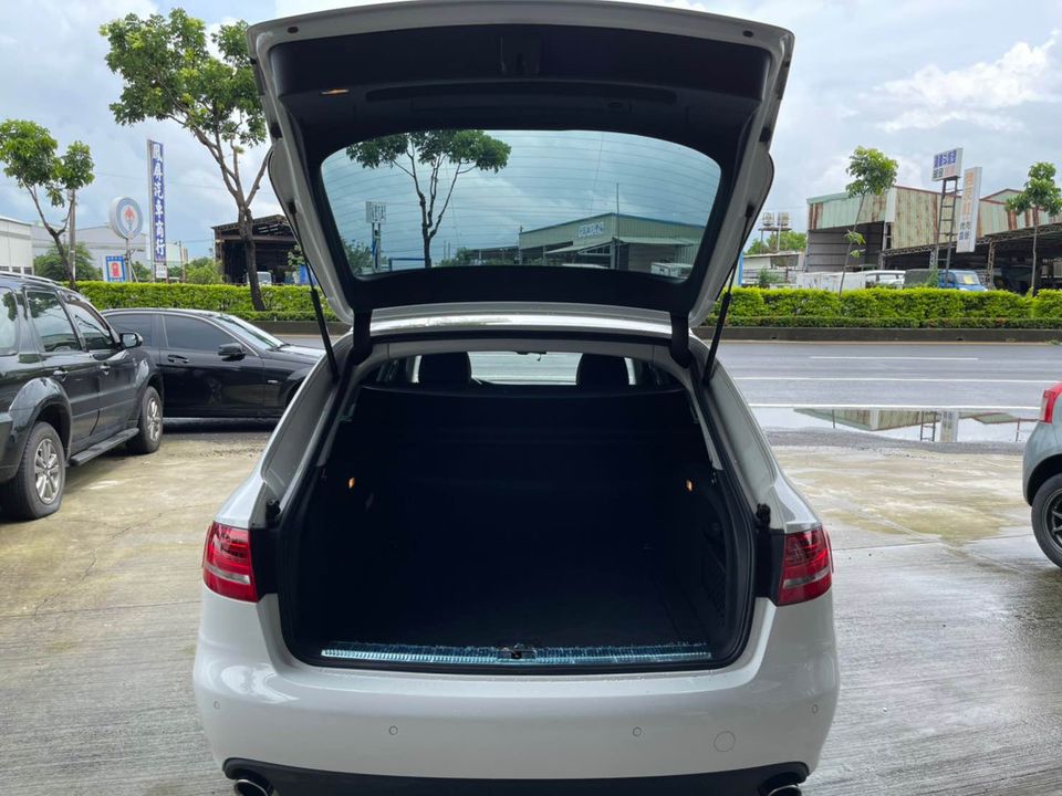 2011 Audi a4 avant 2.0 tfs  第7張相片