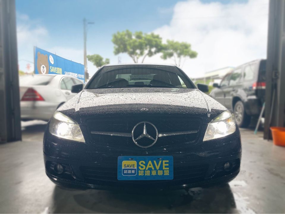 2010 Mercedes-enz c-class sedan c200 cgi classic 1.8渦輪  第2張相片
