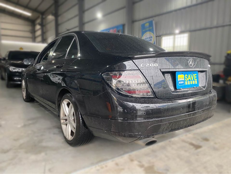 2010 Mercedes-enz c-class sedan c200 cgi classic 1.8渦輪  第6張相片
