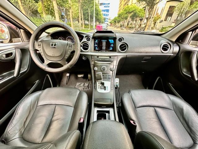 Luxgen  U7 Turbo  第4張相片