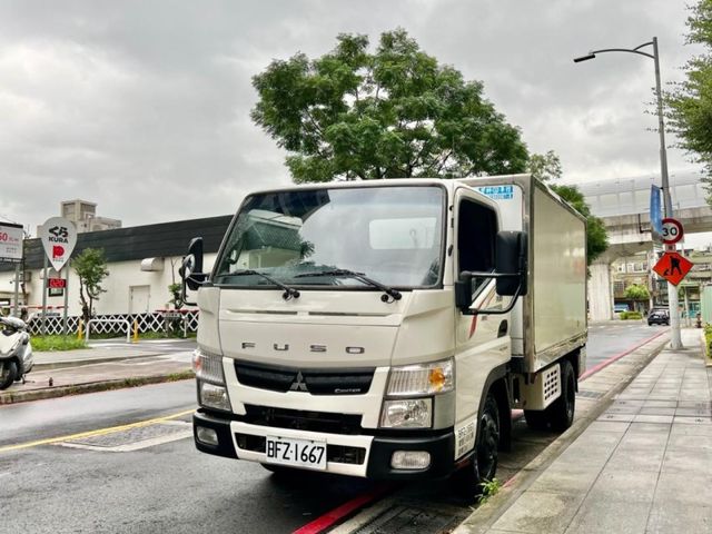 Mitsubishi  Canter  第2張相片