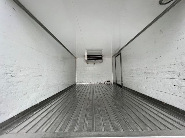 Mitsubishi  Canter  第8張相片