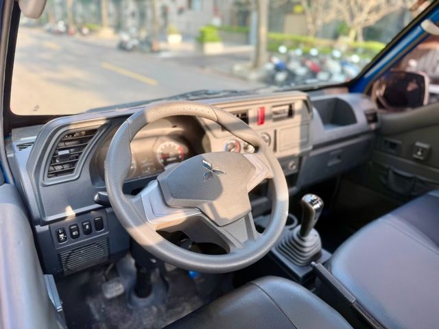Mitsubishi  Delica  第4張相片