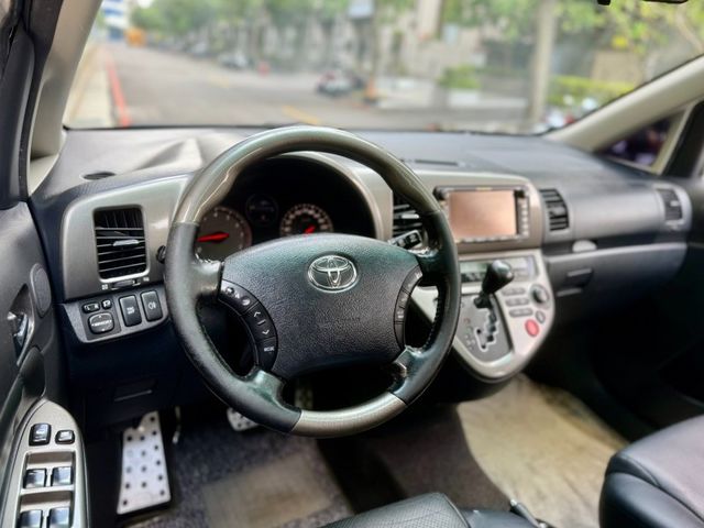 Toyota  Wish  第4張相片