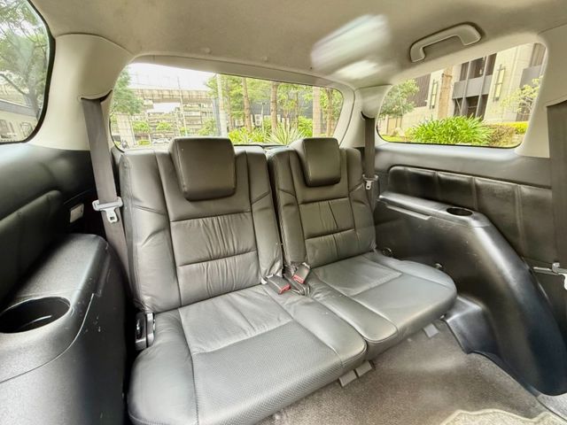 Toyota  Wish  第7張相片