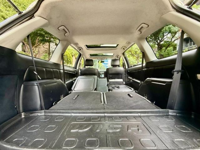 Toyota  Wish  第8張相片