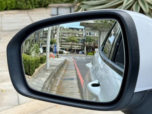 Ford/福特  Mondeo Hybrid  第7張相片