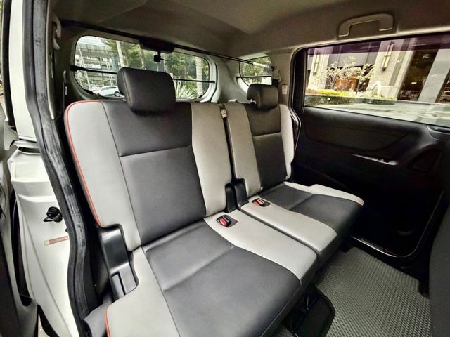 Toyota  SIENTA  第5張相片