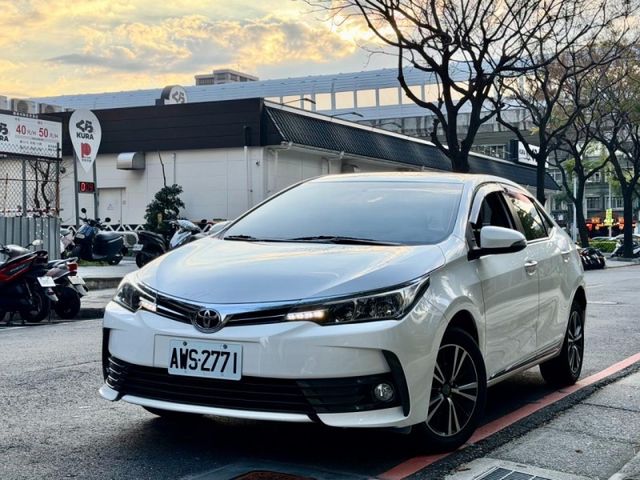 Toyota  Altis  第2張相片