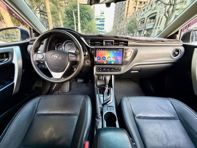 Toyota  Altis  第4張相片