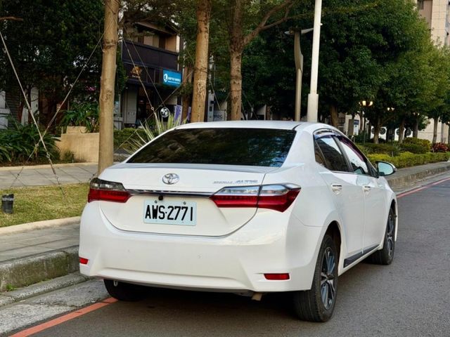 Toyota  Altis  第9張相片