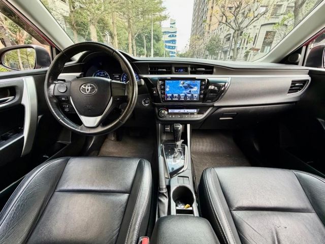 Toyota  Altis  第3張相片