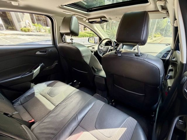Ford/福特  Focus  第6張相片