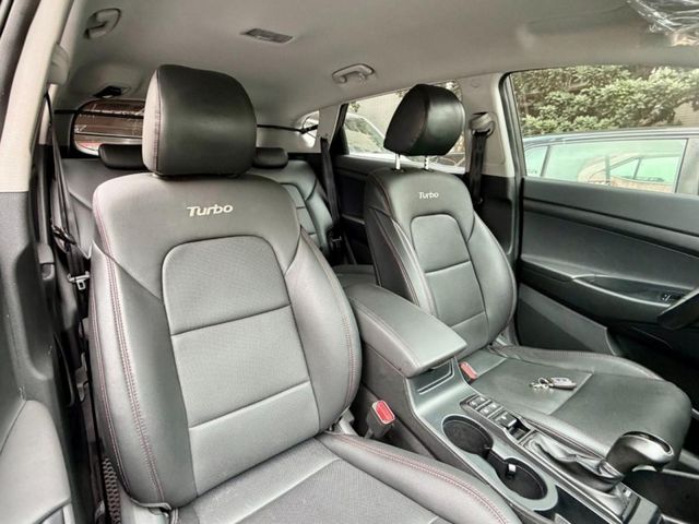 Hyundai  Tucson  第4張相片