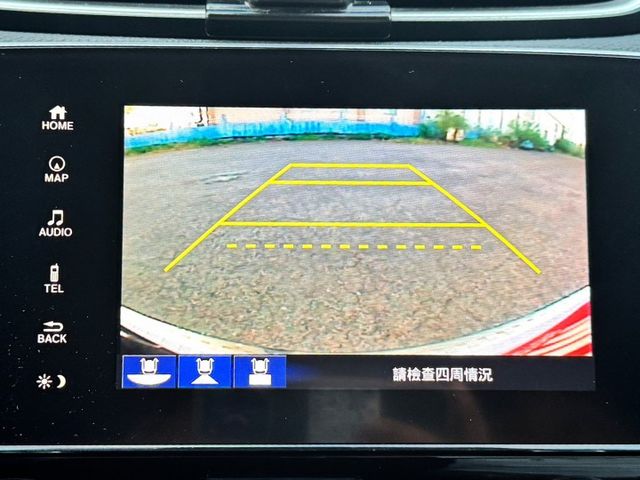 VTi-S IKEY/車道偏移/預警碰撞/側邊輔助影像/倒車顯影/後座出風口/車道維持/多功能螢幕  第9張相片