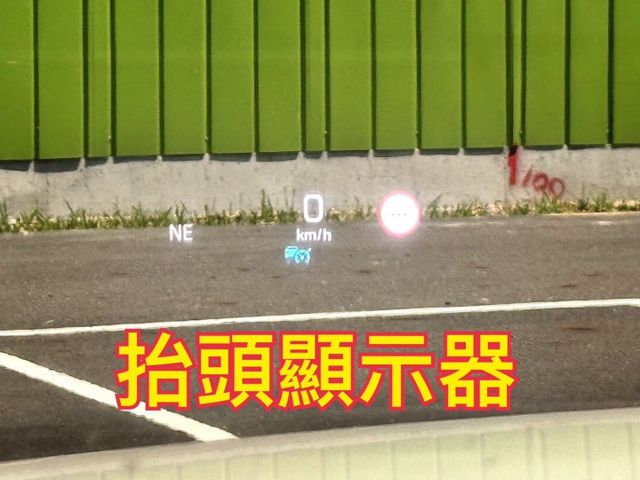AMG  智慧駕駛/抬顯/柏林/電熱椅/通風椅/電子避震/多光束頭燈/動態座椅/360度環景/香氛套件/天窗  第6張相片