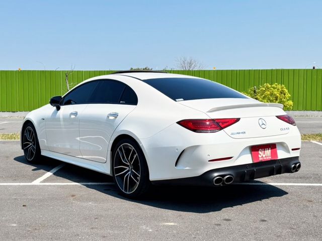 AMG  智慧駕駛/抬顯/柏林/電熱椅/通風椅/電子避震/多光束頭燈/動態座椅/360度環景/香氛套件/天窗  第20張相片