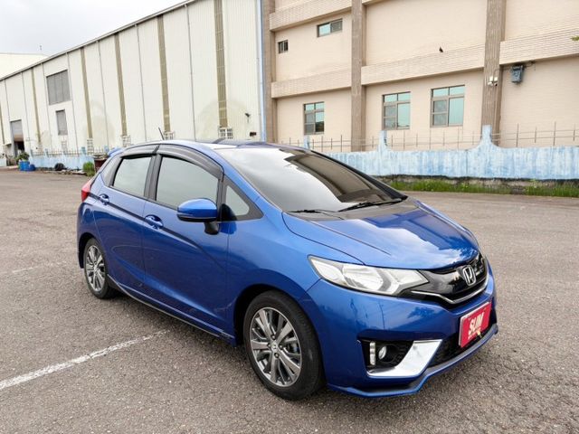 可愛五門小車 ( S版 ) 空力套件 多功能抬頭顯示器/恆溫空調/定速/方向盤快控鍵  第2張相片