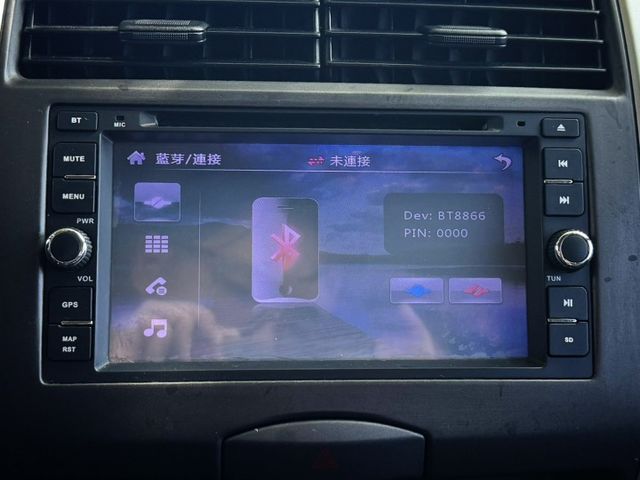 車頂行李架/抬頭顯示器/胎壓偵測/恆溫空調/導航/後座分離倒覆  第5張相片